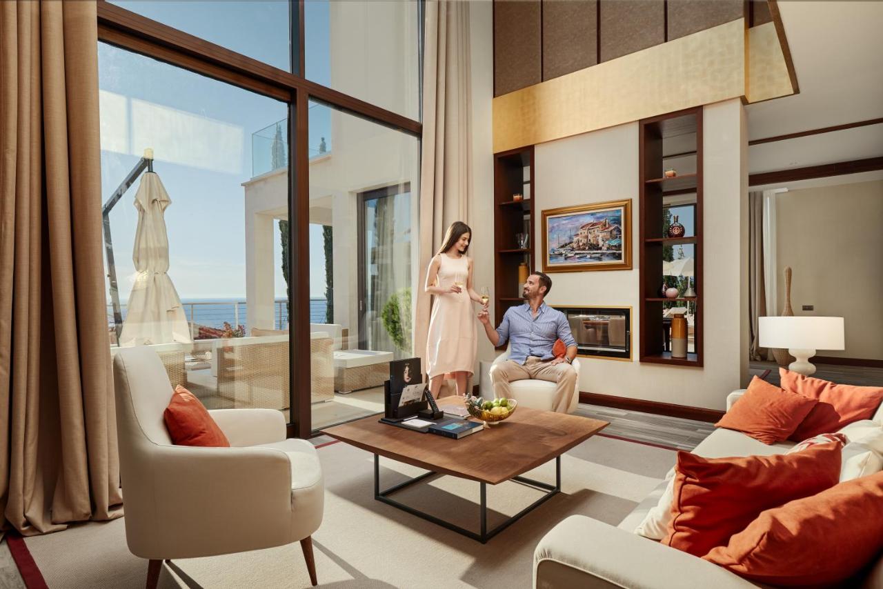 Signature Villa Budva